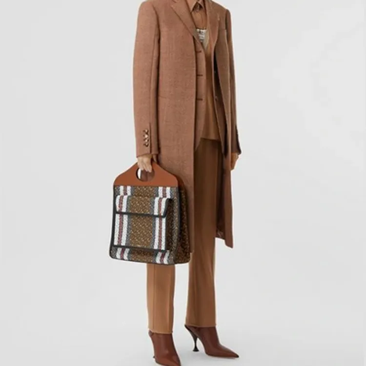 Burberry Pocket Bag Eco-Friendly Canvas Portable Crossbody Bag Shoulder Bag Medium Size Unisex Tawny-5