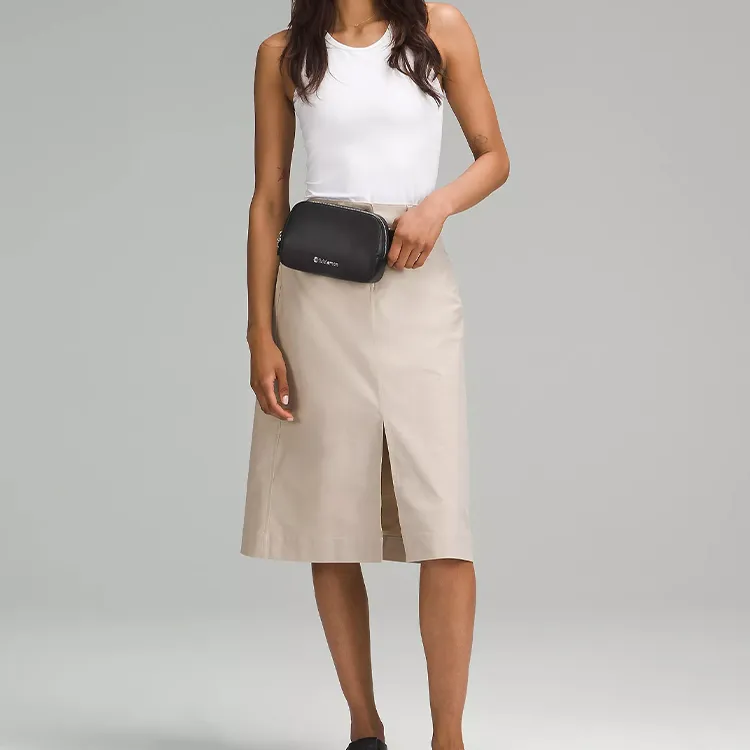 Lululemon Everywhere Recycled Polyester Fanny Pack Unisex Black-4