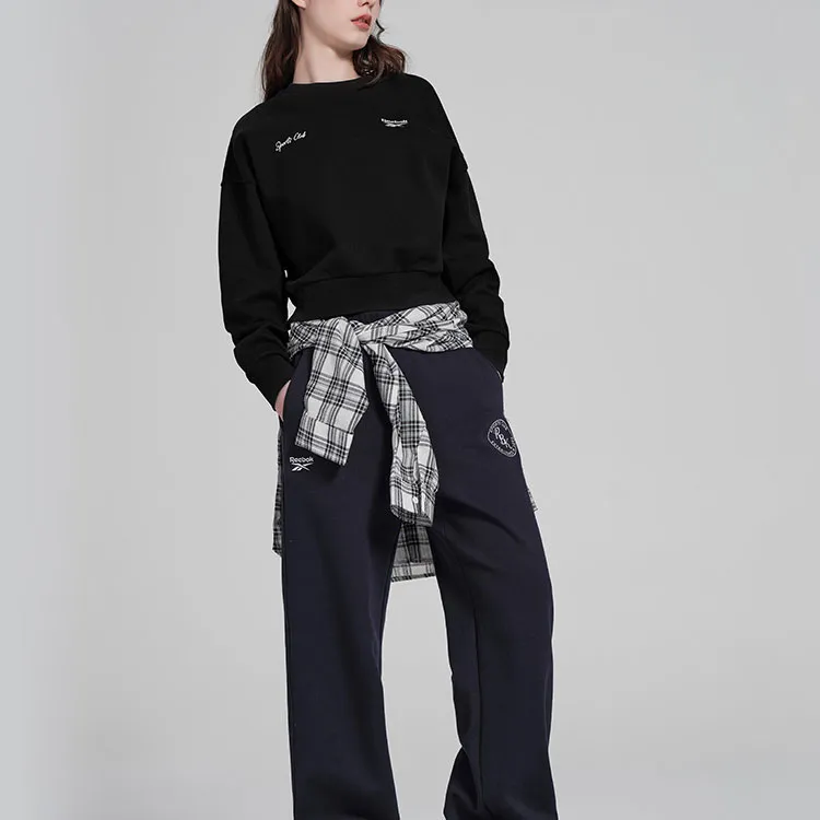 Reebok Sweatshirt Women's Black-1