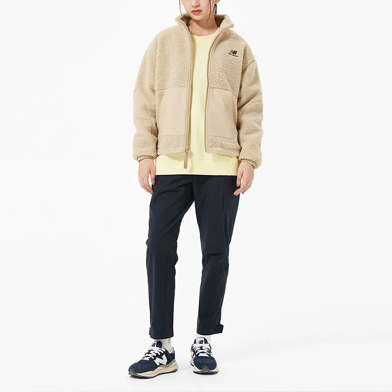 New Balance Velvet feel Coat Women's Khaki-2