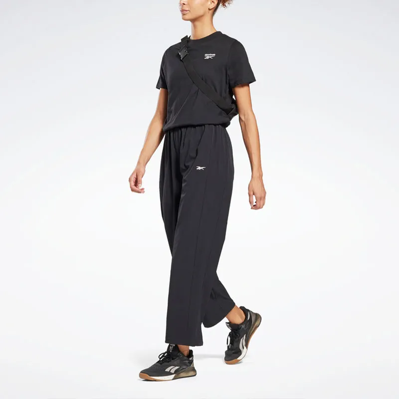 Reebok T-Shirts Women's Black-1