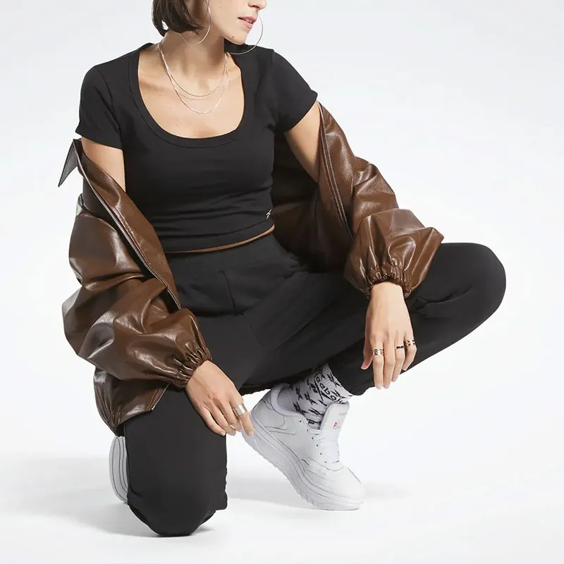 Reebok Regular T-Shirt Women's Black-3