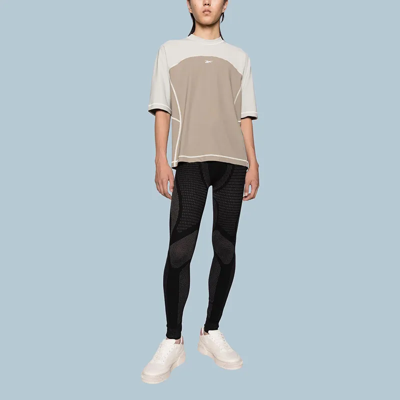 Reebok Logo-print Round-neck T-shirt-1