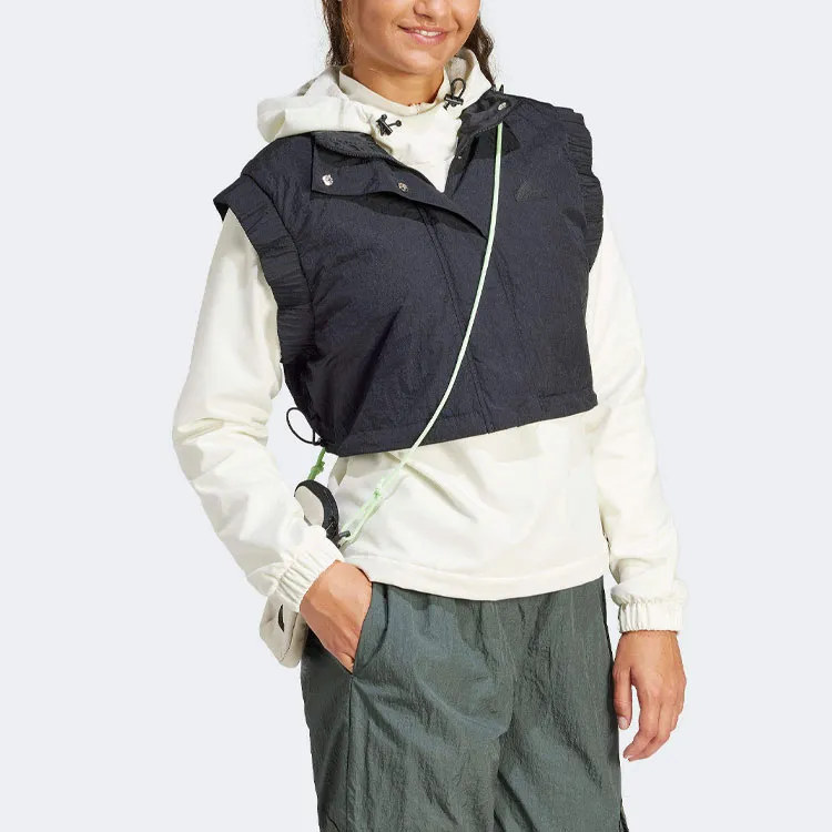 adidas City Escape Cropped Gilet-3