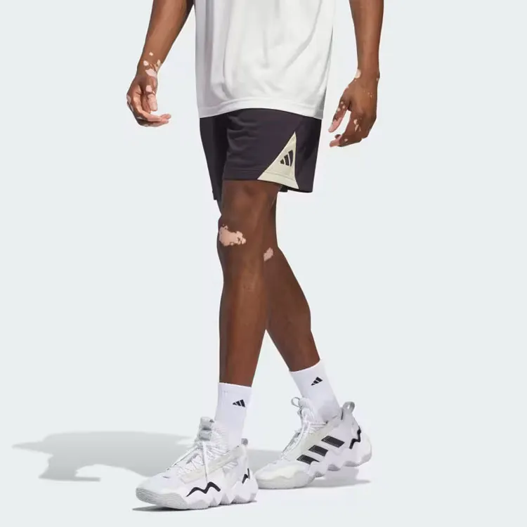 Adidas Basketball Badge Of Sport Shorts Basketball Shorts Men's Black White-1