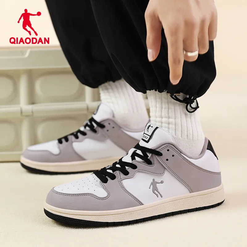 QIAODAN Coverage Cushioning Low Top Skateboard Shoes Men's Gray White-5