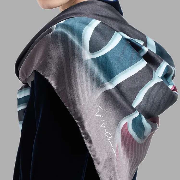 GIORGIO ARMANI Printed Silk Stole-1