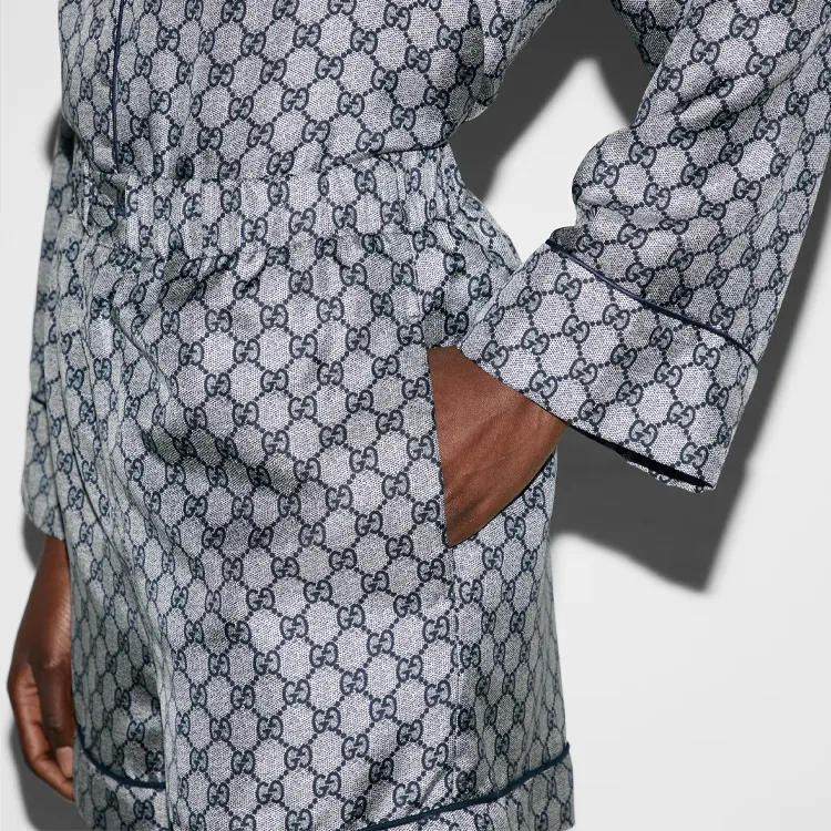 GUCCI Gg Supreme print Shorts-4