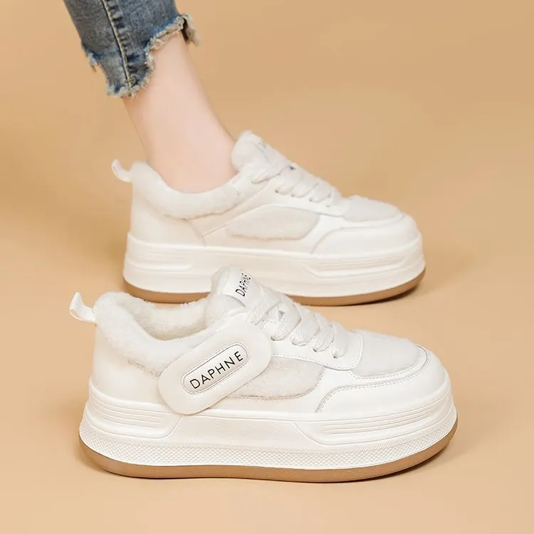 DAPHNE Slip Resistant Low Top Skateboard Shoes Women's-1