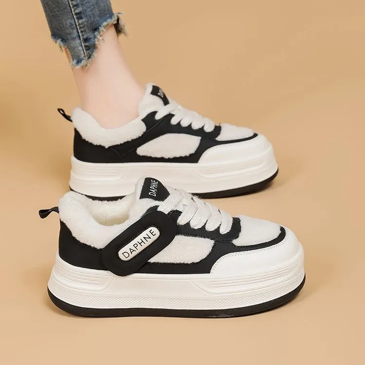 DAPHNE Slip Resistant Low Top Skateboard Shoes Women's-3