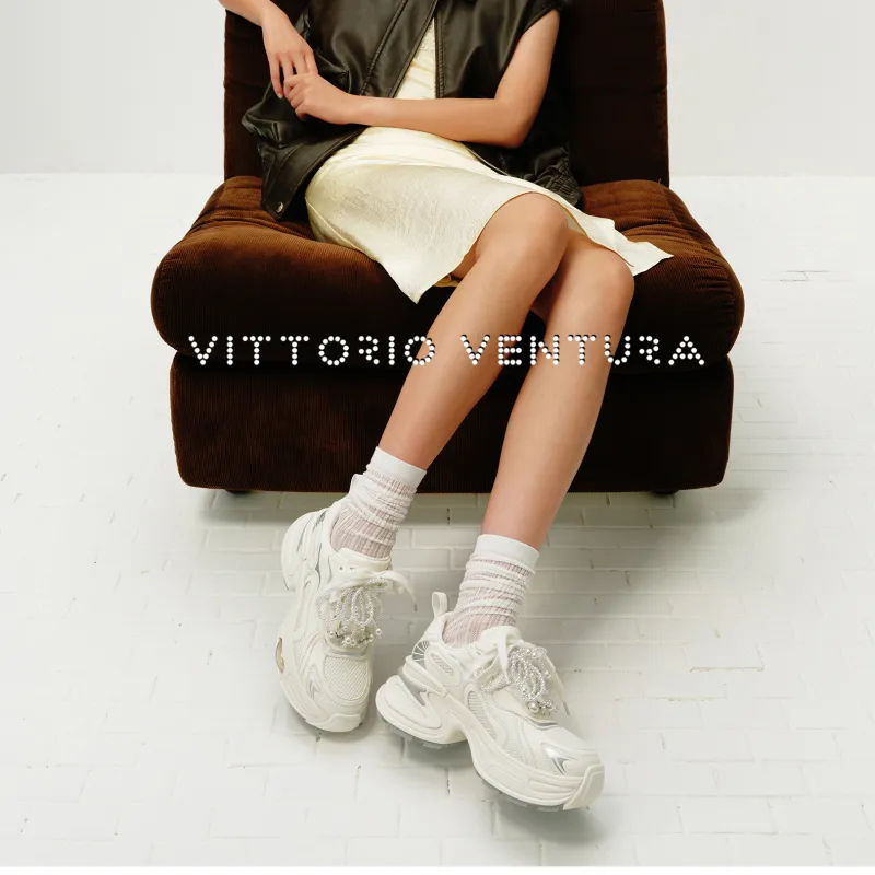 VITTORIO VENTURA Low Top Chunky Sneakers Women's White Silver-6
