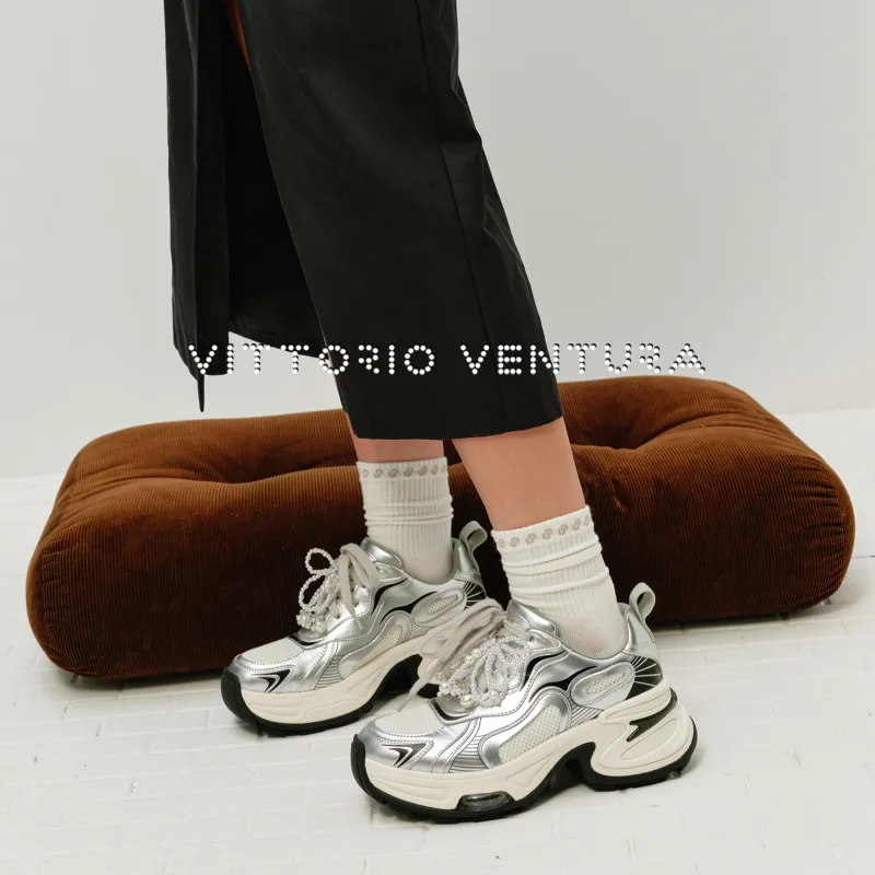VITTORIO VENTURA Low Top Chunky Sneakers Women's Silver Black White-4