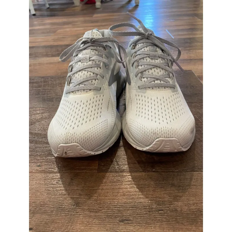 Brooks Women's Anthem 5 'White Silver'-5