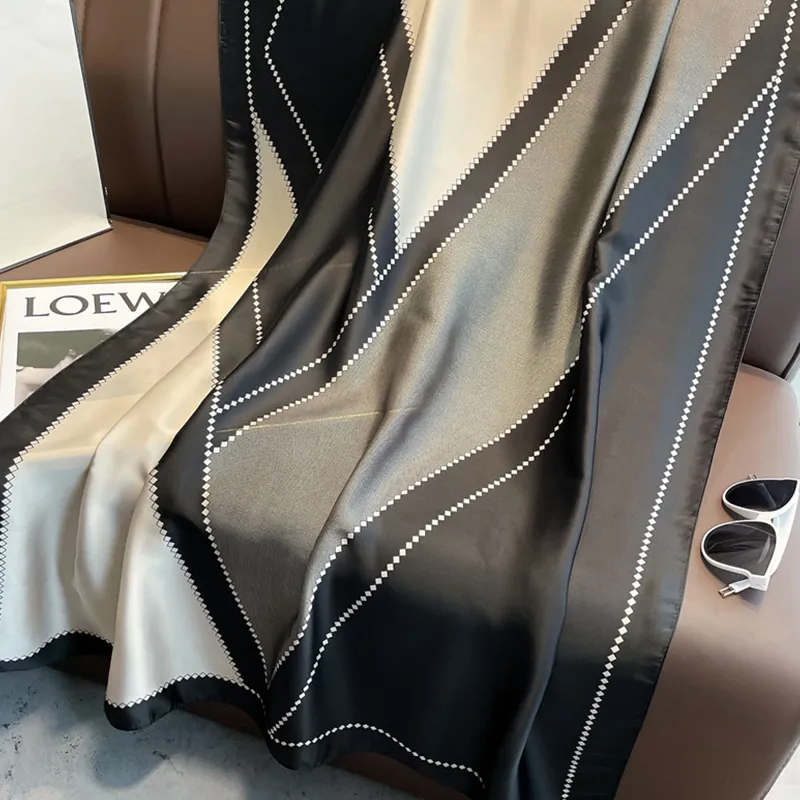 Narandu Shawls Women's Black White-3