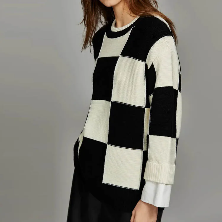 ELLE Knitwear Women's Black White Plaid-5