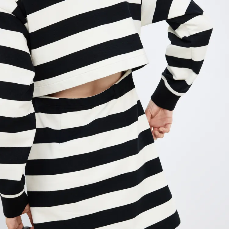 MO&CO Long Sleeved Dresses Women's Black White Stripes-3