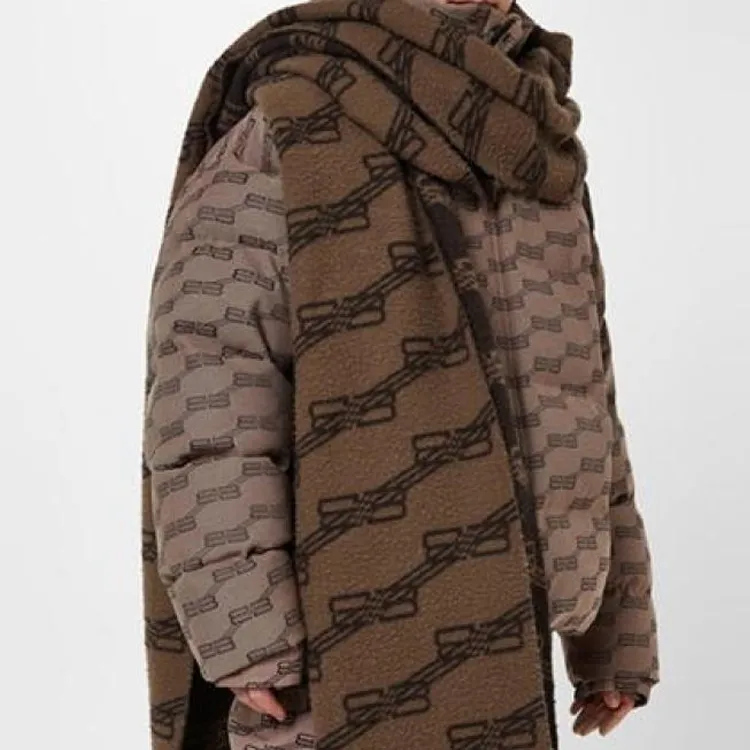 Balenciaga Logo-jacquard Scarf-1