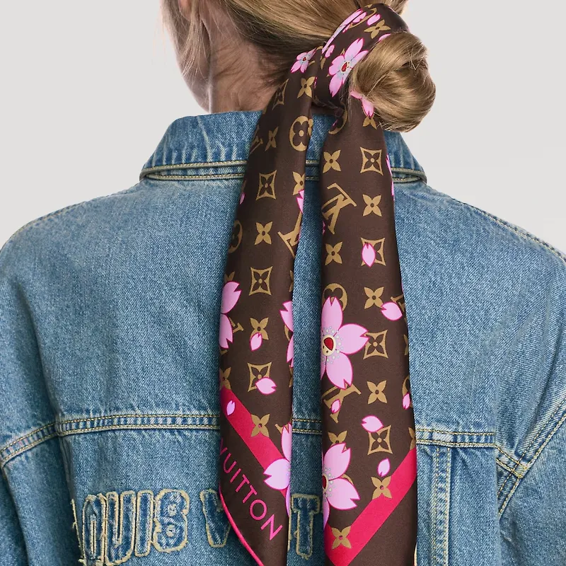 LOUIS VUITTON Lv X Tm Monogram Cherry Blossom Square 70-2