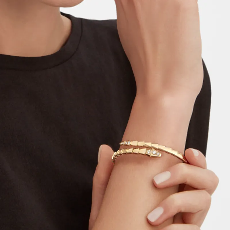 BVLGARI 18K Gold Bangles Women's Gold-1