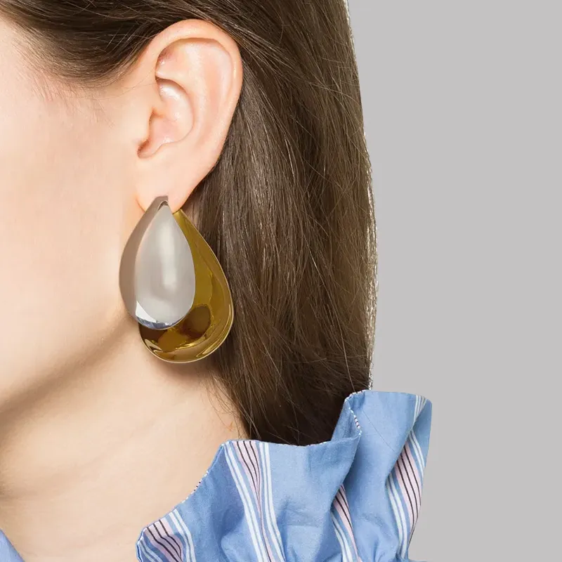 Charlotte Chesnais Two tone Petal shape Earring-3