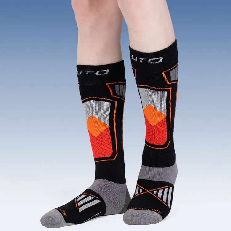 UTO Men Basketball Socks-1