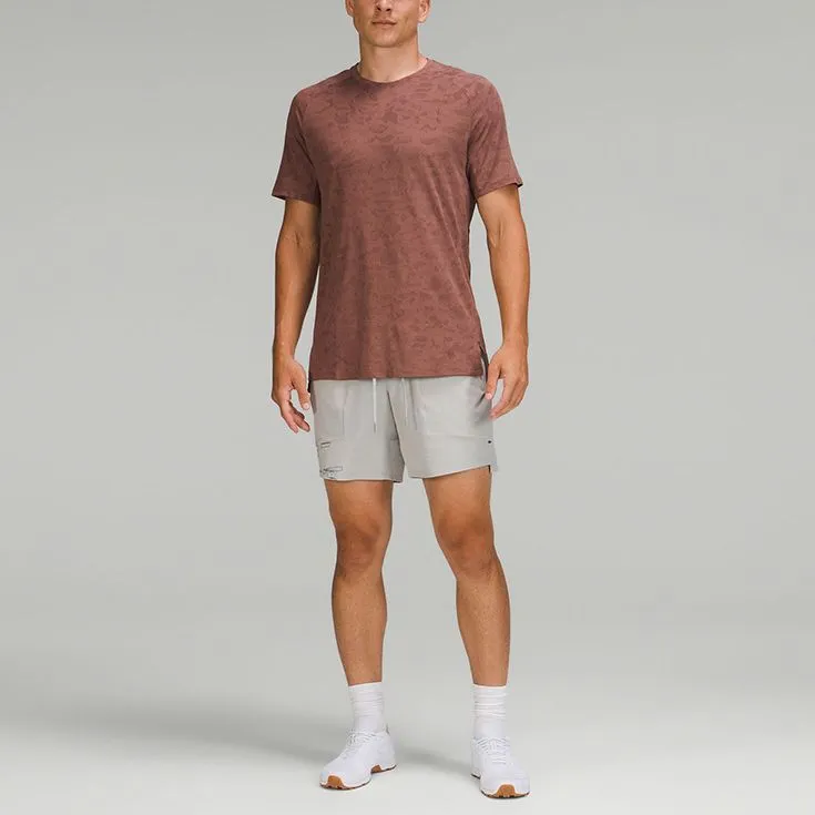 Lululemon Textured Train No-Stink Zinc™ Fabric T-Shirt Men's Camouflage Smoky Yellow Jade Graphite Gray-3