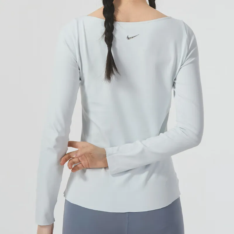 Nike T-Shirt Women's Light Blue-3