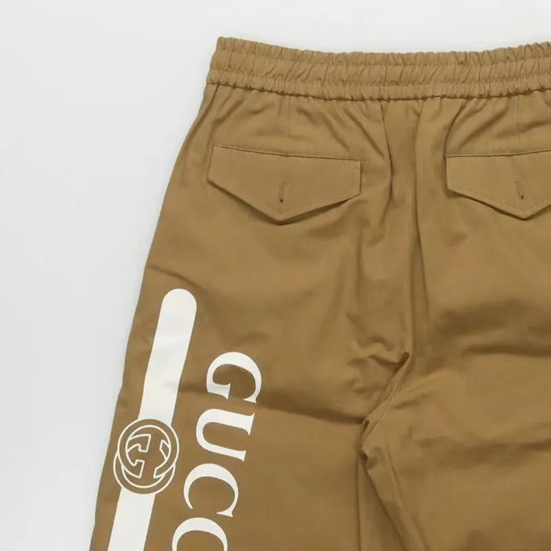 GUCCI Casual Shorts Men Brown-5