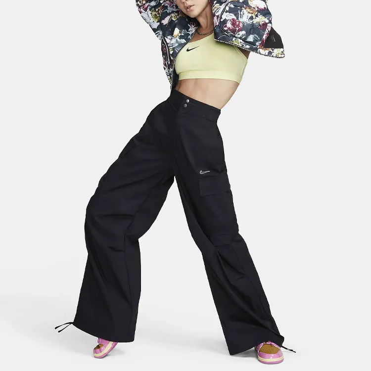 Nike Sportswear Women's High-Waisted Loose Woven Cargo Pants-4
