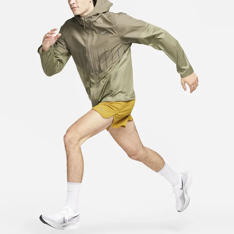 Nike Running Division Aerogami Men's Storm FIT Adv Running Jacket-2