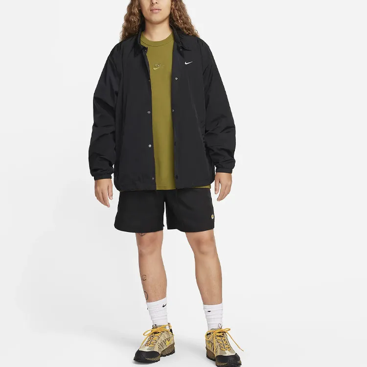 Nike Sportswear Premium Essentials T Shirt Men's Matcha-2