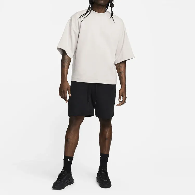 Nike Sportswear Tech Fleece Reimagined Men's Oversized Short Sleeve Sweatshirt-2