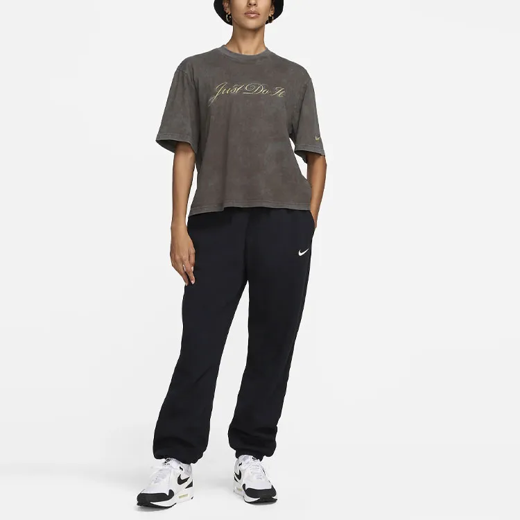 Nike Sportswear Women's T-Shirt-2