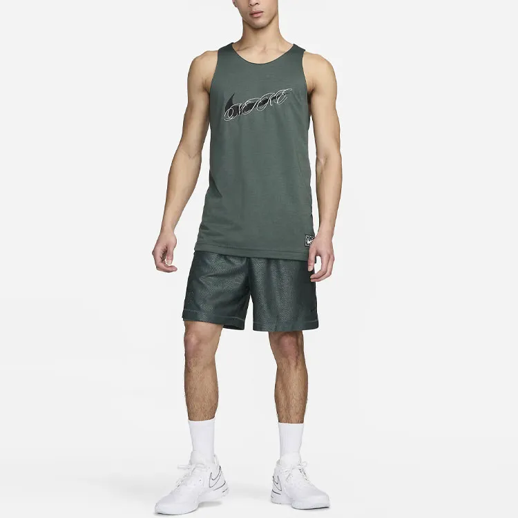 Nike Standard Issue Men's 6' Dri-FIT Reversible Basketball Shorts-4