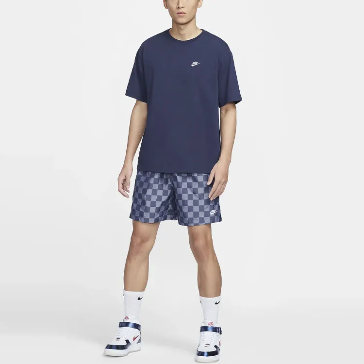 Nike Club Flow Shorts-3