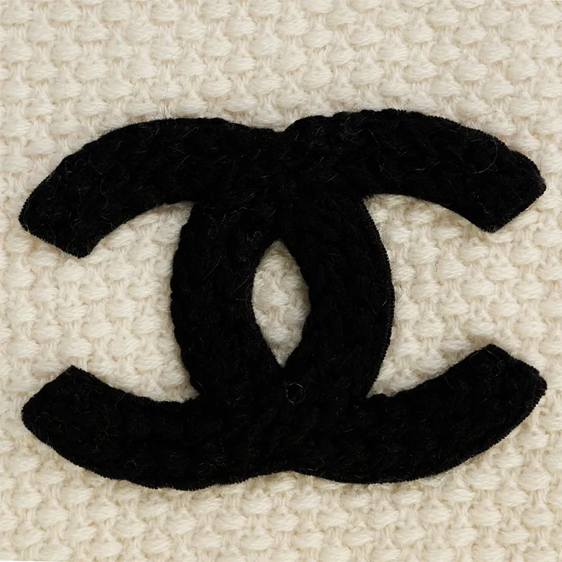 CHANEL Knit Scarves Unisex Beige-2