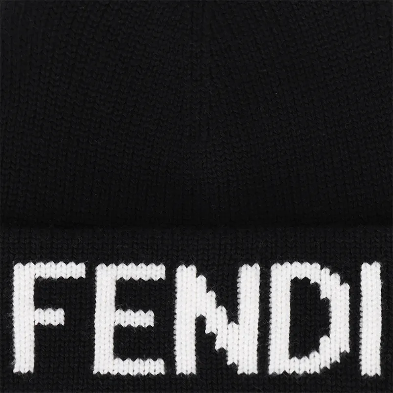 FENDI Beanies Unisex-3