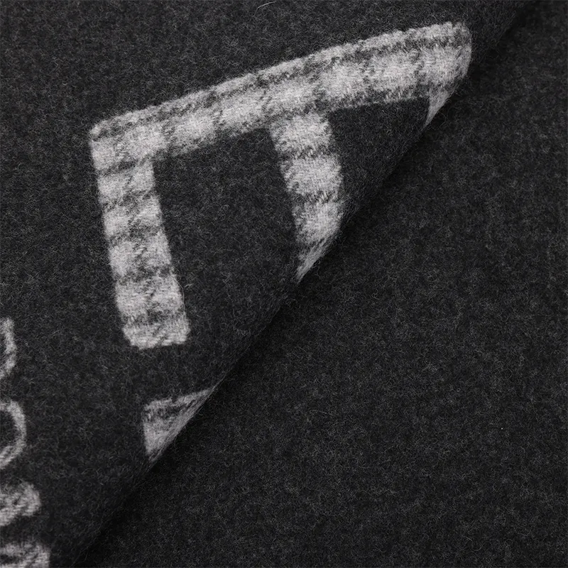 FENDI Knit Scarves Unisex-2