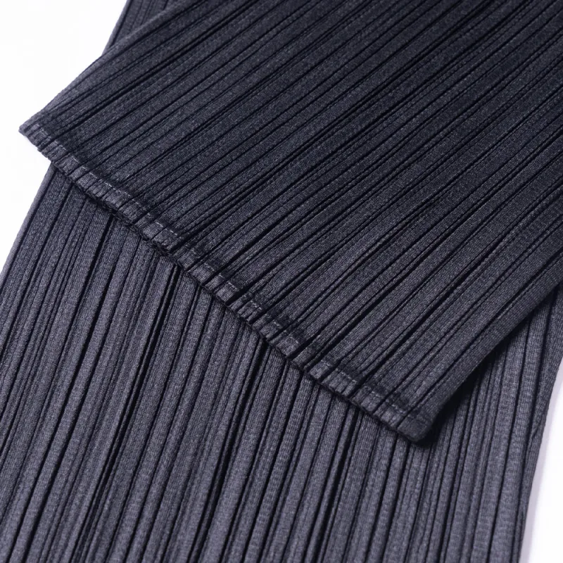 PLEATS PLEASE ISSEY MIYAKE Casual Pants Unisex Black-5
