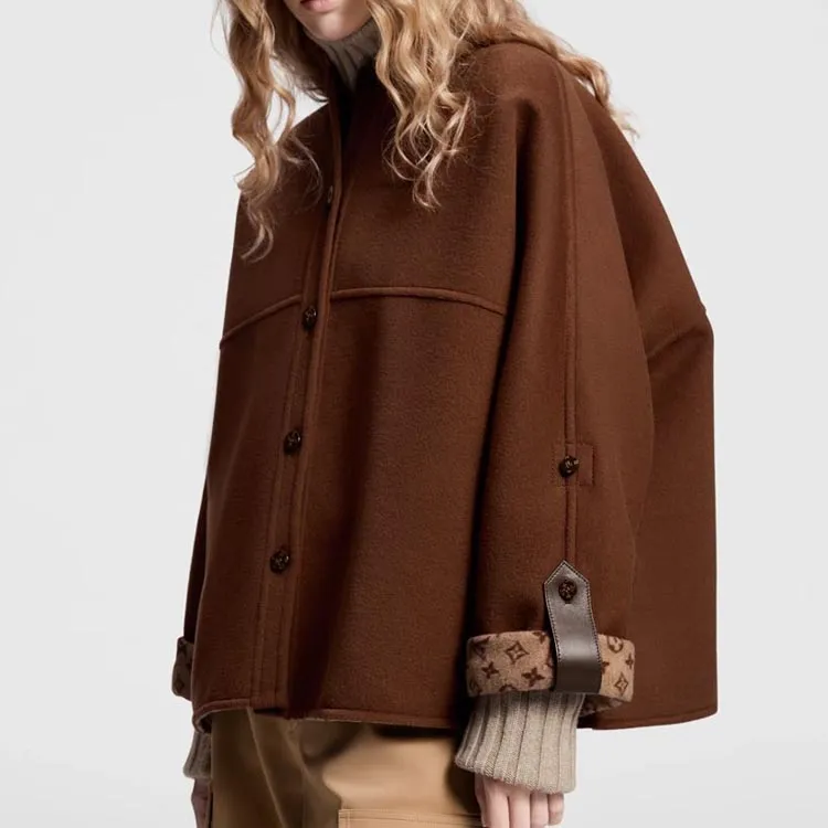 LOUIS VUITTON Boxy Button Up Coat-4