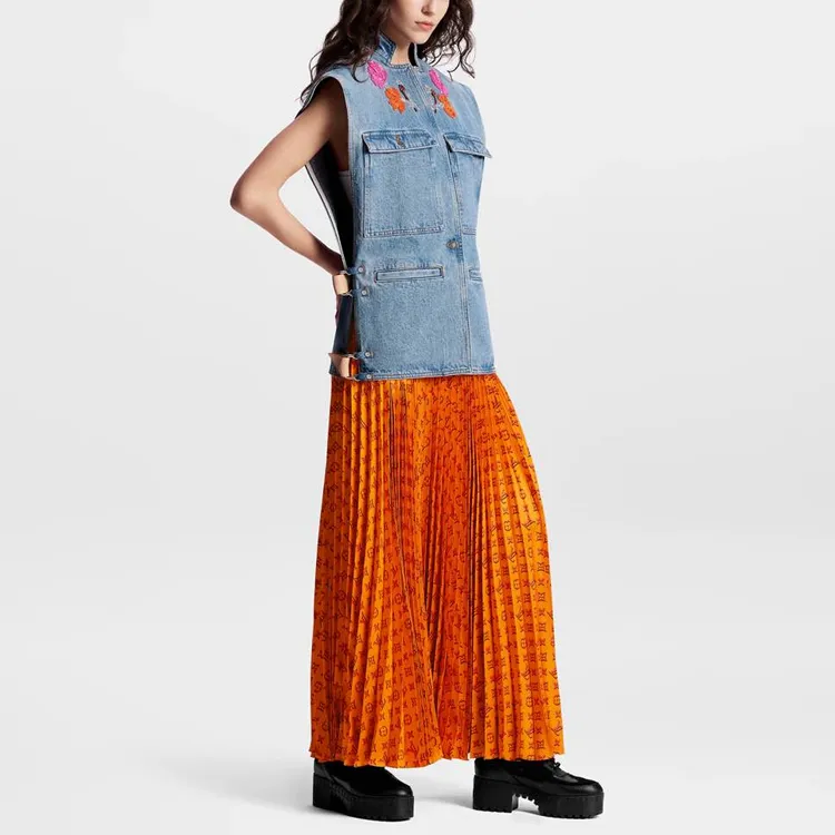 LOUIS VUITTON Embroidered Accent Utility Jacket-4