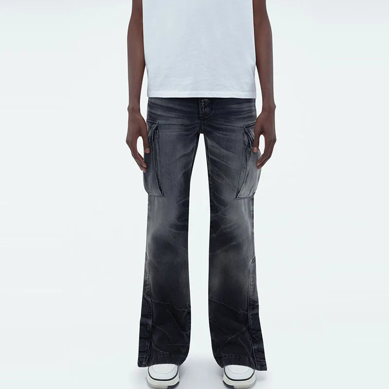 AMIRI Logo Patch Cargo Jeans-2