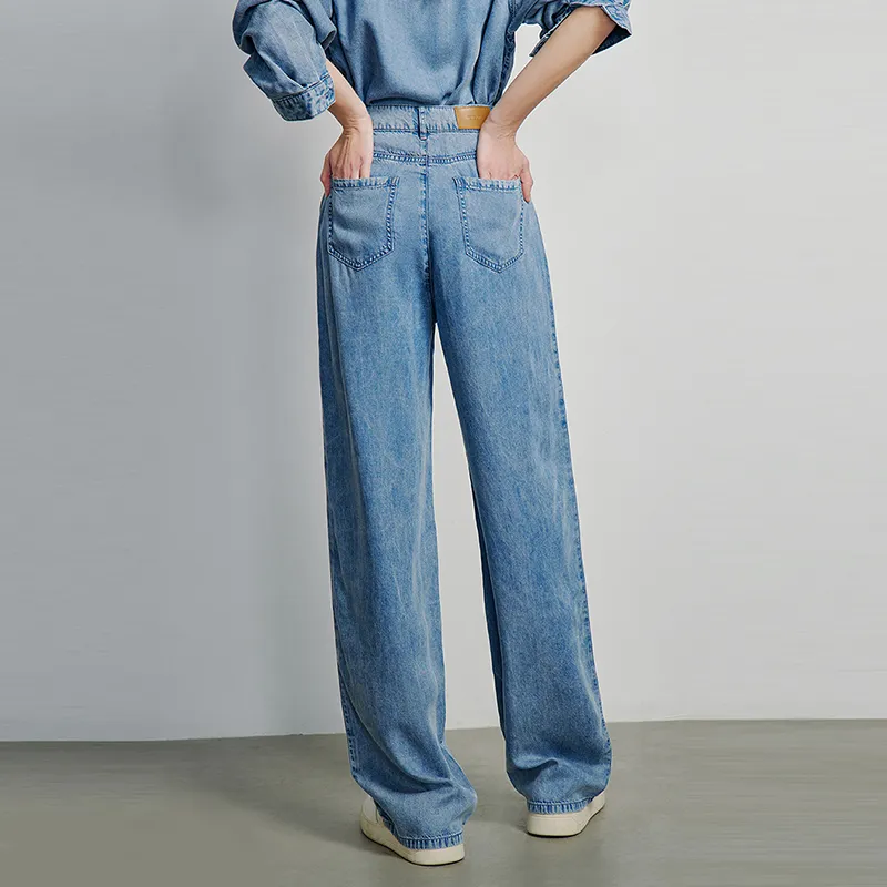 Initial Language Jeans Women's Yeast-Bleached Light Blue-1