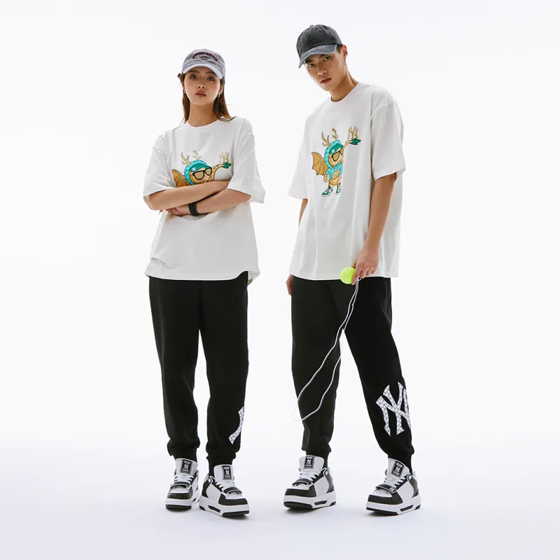 MLB New York Yankees Year Of The Dragon Limited Edition Collection SS24 Set in Sleeve T Shirt Unisex White-4
