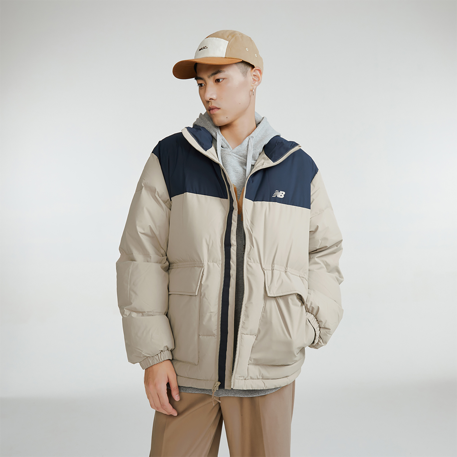 New Balance Down Jackets Unisex Khaki/Blue - POIZON