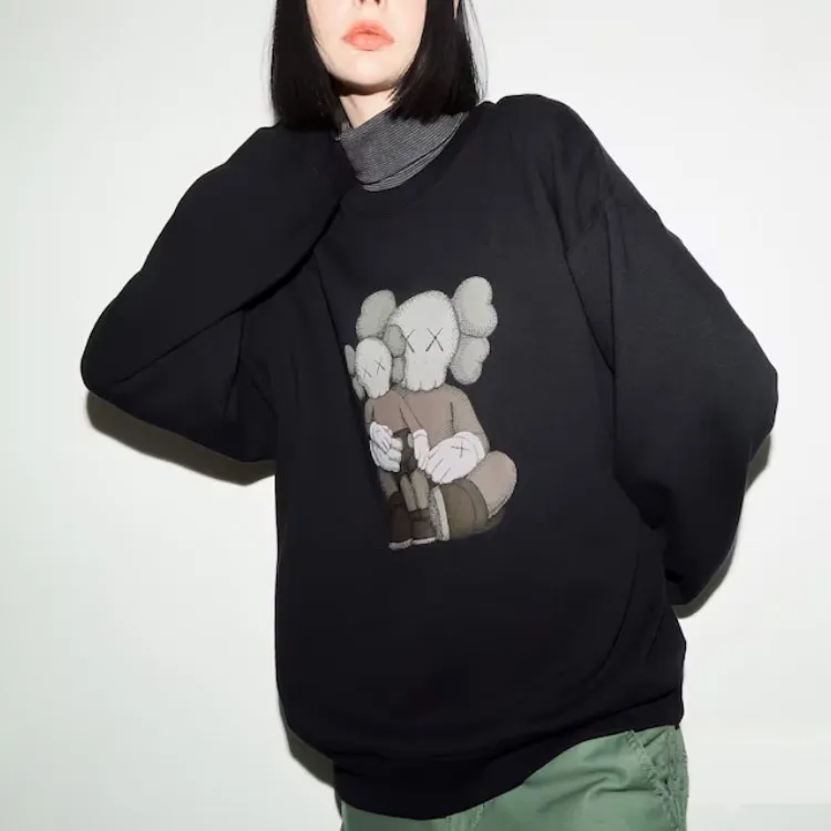 Kaws X UNIQLO Kaws Co Branded Collection Sweatshirts Unisex Black-2