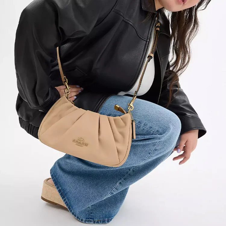 COACH Teri Smooth Leather Shoulder Bag Crossbody Bag Handbag Medium Size Women's Tan-4