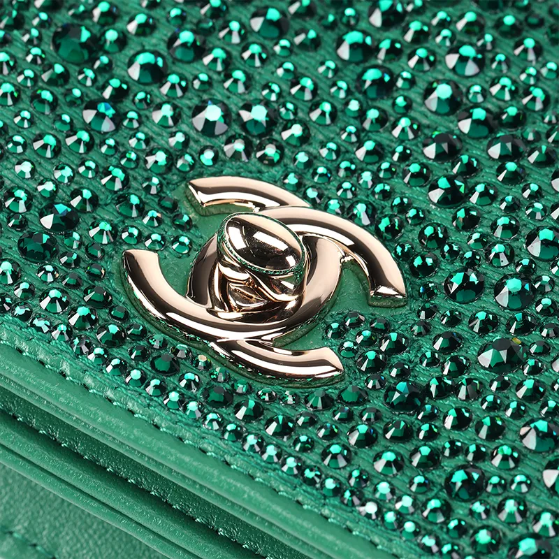 CHANEL 22A Early Autumn Sheepskin Crossbody Bag, Flap Bag Clutch Women's Green-4