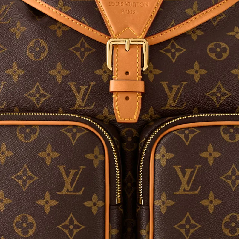 LOUIS VUITTON Montsouris Cargo Backpack Monogram-5