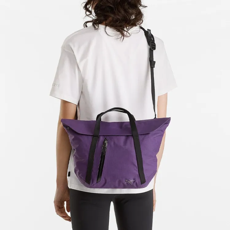 Arcteryx GRANVILLE Nylon Fabric Messenger Bag, Handbag, Shoulder Bag, Crossbody Bag Regular Unisex Purple-6